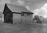 Side view of the synagogue.