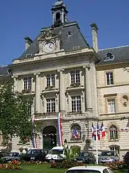 Façade of the Meaux city hall (built in 1900)