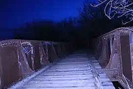 Close-up view of the trestle, facing west.