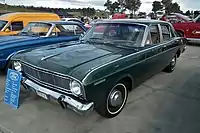 Ford XT Falcon 500 sedan