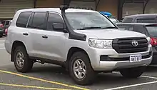 Second facelift Toyota Land Cruiser GX (VDJ200)