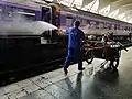 Washing a train, Hua Lamphong