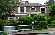 Neoclassical (post-war) house, Stanhope Road