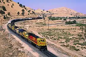 ATSF 9542 in Kodachrome leads other locomotives in Freightbonnet (1990)