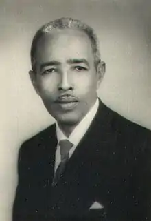 Image 55Former leader of the Somali Youth League Aden Abdullah Osman Daar who eventually became the first President of the Somali Republic following the union of State of Somaliland and Italian Trusteeship of Somalia. (from Culture of Somalia)