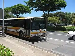 2000 Gillig Phantom of TheBus (Honolulu, Hawaii); these buses featured non-opening windows.