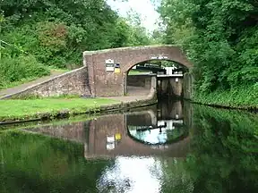 Aldersley Junction: the bottom lock of the Wolverhampton flight of the BCN Main Line is visible through the roving bridge