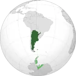 Map of Argentina showing undisputed territory in dark green, and territorial claims in light green.