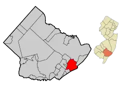 Location of Atlantic City in Atlantic County highlighted in red (left). Inset map: Location of Atlantic County in New Jersey highlighted in orange (right).