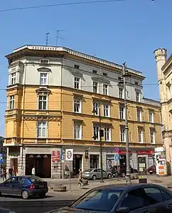 Facade onto Pomorska Street