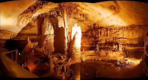 Blanchard Springs Caverns