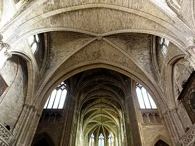 The vaults of the transept and choir