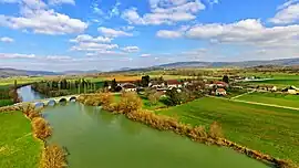 A general view of Brères and the Loue river