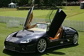 Spyker C8 Spyder scissor doors.