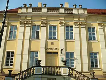 Detail of the facade on Stary Rynek