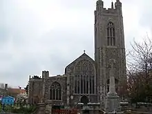 Church of St Mary and ruins of Bungay Priory