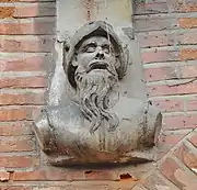 Bust at the Hôtel Pierre de Saint-Etienne (reuse of a previous Renaissance building).