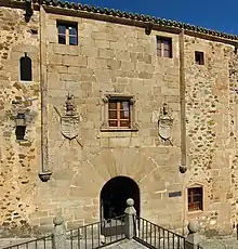 Palacio Casa de los Becerra