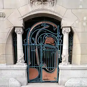 Entrance of the Castel Béranger, Paris, by Hector Guimard, 1895–1898