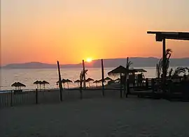 The white sand beaches of Carresqueira, along the Sado estuary