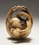 Dragons on gong