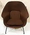 Womb lounge chair by Eero Saarinen (1947-1948)