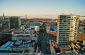 Beginning of the Gonsiori street today. The site of the former Kalevi Aed can be seen on the left, where Viru Keskus is located.