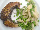 Fried sailfish with noodle salad