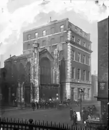 No. 1 Aldersgate Street (the Money Order Office) (right) and the French Protestant Chapel in St Martin's Le  Grand (left) (both demolished 1888).