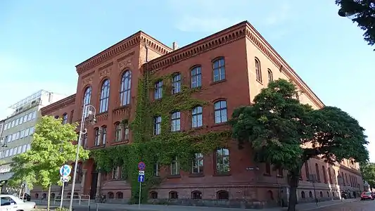 View of the corner with Gimnazjalna street