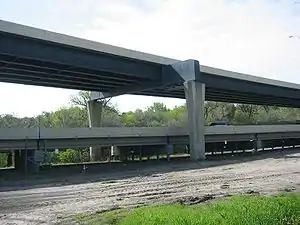 Bridge built using multiple I-girders