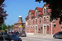 Gravenhurst Main street