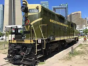 Green locomotive of Canadian National Railway