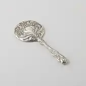 Hand mirror; 1906; height: 20.7 cm, weight: 88 g; Rijksmuseum (Amsterdam, the Netherlands)