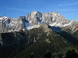 Hochkarspitze (left, 2,482 m)