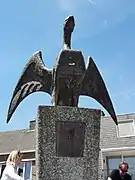 The Swan (statue) at the town square of Huissen