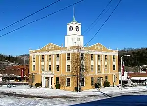 Jackson County Courthouse in Gainesboro