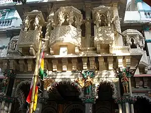 Walkeshwar Jain temple in Mumbai