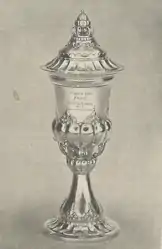 The second trophy distributed for the cup tournament between 1925 and the 1932 edition, where it was won for permanent ownership by B.93.