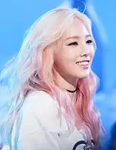 Kim Tae-yeon with blonde hair