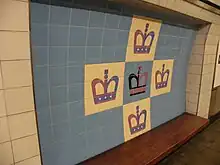 A platform on the London Underground.