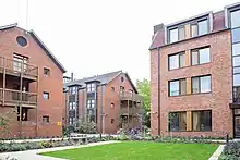 Lucy Cavendish College Bertram, De Brye and New Build view from the courtyard