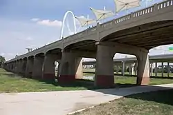 Lamar-McKinney Bridge