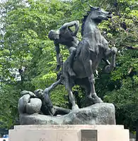 Los Portadores de la Antorcha ("The Torch-bearers"), cast bronze, Habana, Cuba