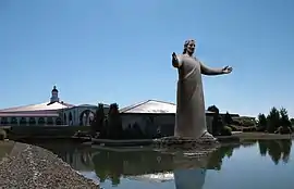 Lux Mundi, a statue of Jesus by Tom Tsuchiya completed in 2012