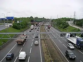 M42 A45 junction 10y07.JPG