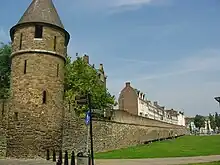 Onze-Lieve-Vrouwe-Embankment, Maastricht