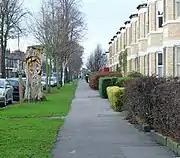 Marlborough Avenue, carved tree stump