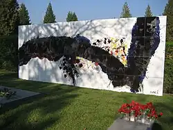 Monument near Edo Murtić's grave