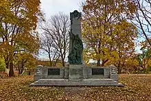 Alfred Laliberté's Adam Dollard des Ormeaux in parc Lafontaine Montréal, Quebec